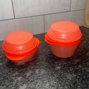 Duo bowls by Tupperware. Interlocking Perfect for leftovers or breakfast…